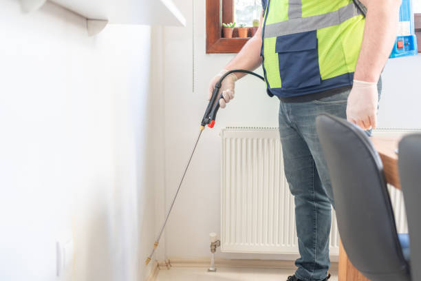 Best Residential Pest Control  in Tokeneke, CT